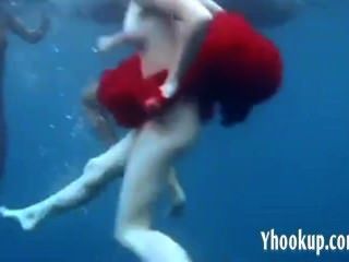 3 meninas stripping no mar yhookup agradável c