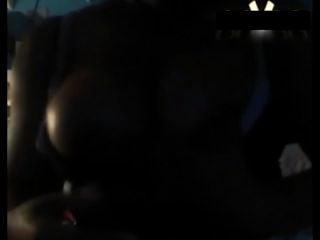 Sexy ebony joga com mamas e buceta em cam