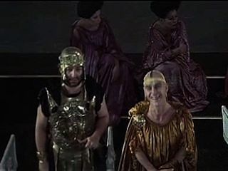 Caligula a cena ogry
